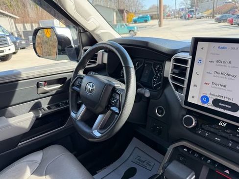 Used 2023 Toyota Tundra Limited AWD/4WD image 96