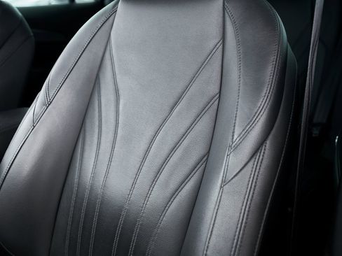 Used 2023 Maserati Grecale GT image 34