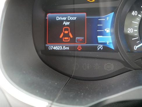 Used 2019 Ford Edge Titanium w/ Cold Weather Package AWD/4WD image 27