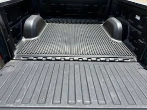 Used 2025 Chevrolet Silverado 1500 LT AWD/4WD image 24