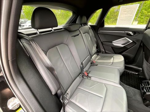 Used 2025 Audi Q3 2.0T Premium Plus AWD/4WD image 15