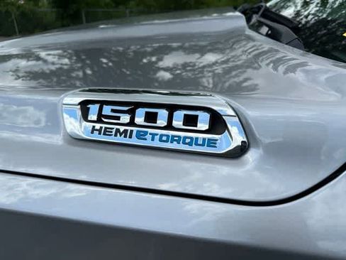 Used 2021 RAM 1500 Big Horn AWD/4WD image 4