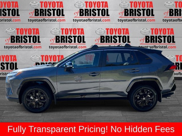 Used 2025 Toyota RAV4 XSE w/ Weather Package AWD/4WD image 7