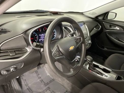 Used 2023 Chevrolet Malibu LT FWD image 21