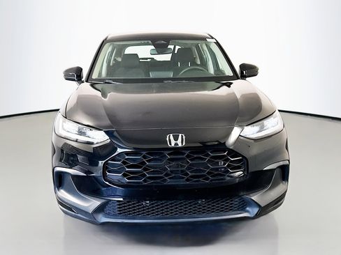 Used 2023 Honda HR-V LX image 2