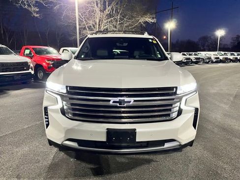 Used 2022 Chevrolet Tahoe High Country AWD/4WD image 3
