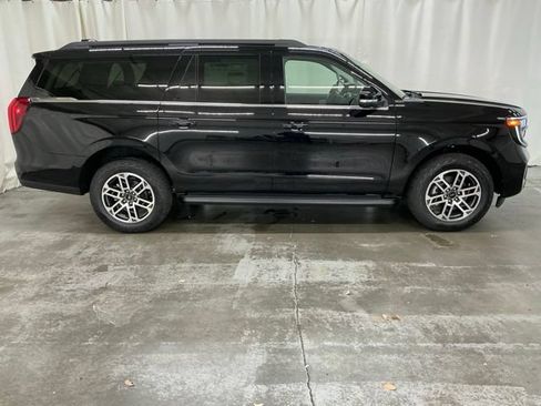 New 2026 Ford Expedition Max Active AWD/4WD image 3