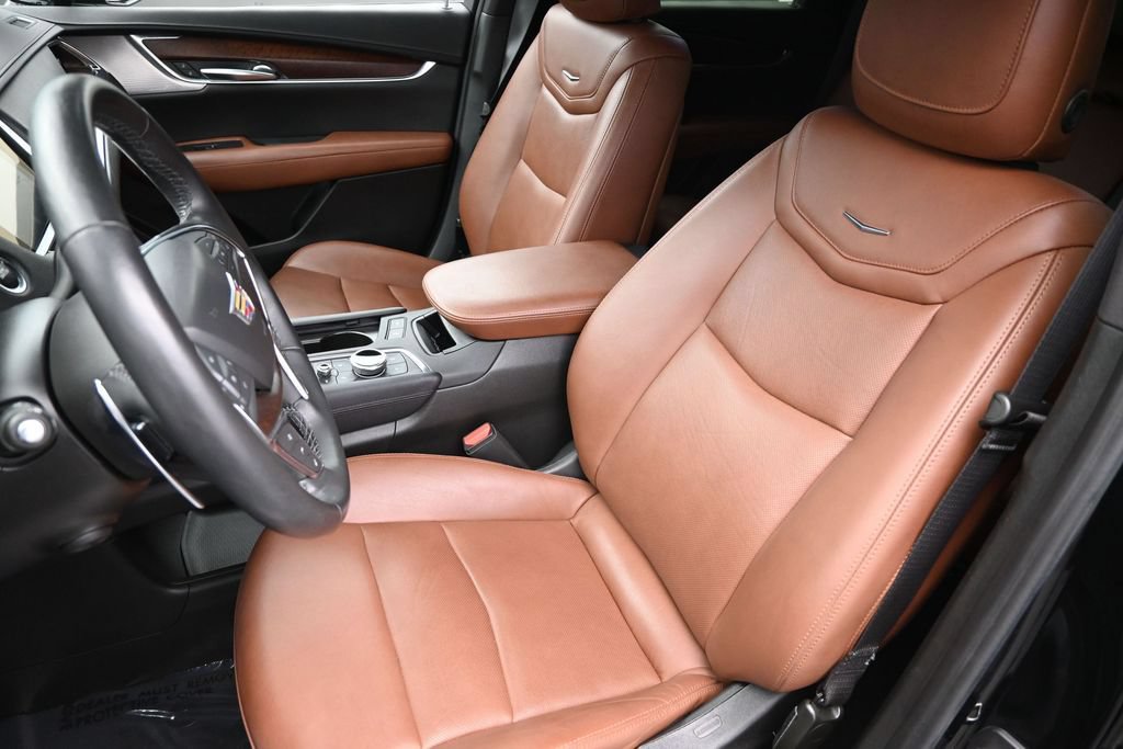 Certified 2023 Cadillac XT5 Sportv w/ Technology Package AWD/4WD image 11
