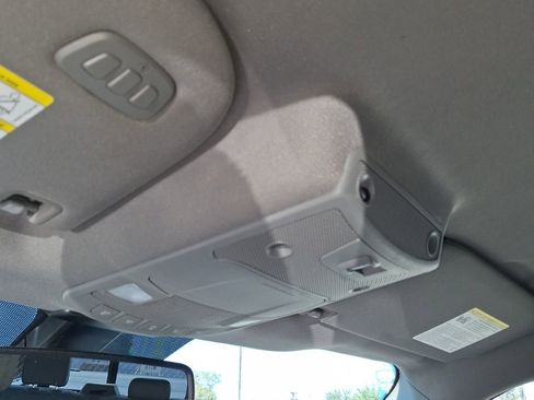 Used 2017 Ford F150 Lariat w/ Equipment Group 502A Luxury image 12