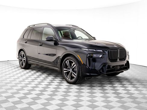 New 2026 BMW X7 xDrive40i w/ M Sport Package image 8
