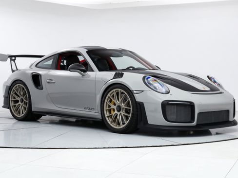Used 2018 Porsche 911 GT2 RS RWD image 7