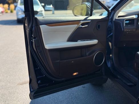 Used 2019 Lexus RX 350 AWD image 17