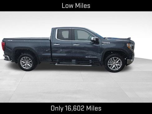 Used 2020 GMC Sierra 1500 SLT image 2