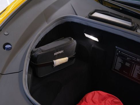 Used 2021 Ferrari F8 Tributo RWD image 61