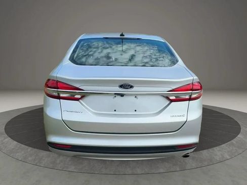Used 2018 Ford Fusion S FWD image 5