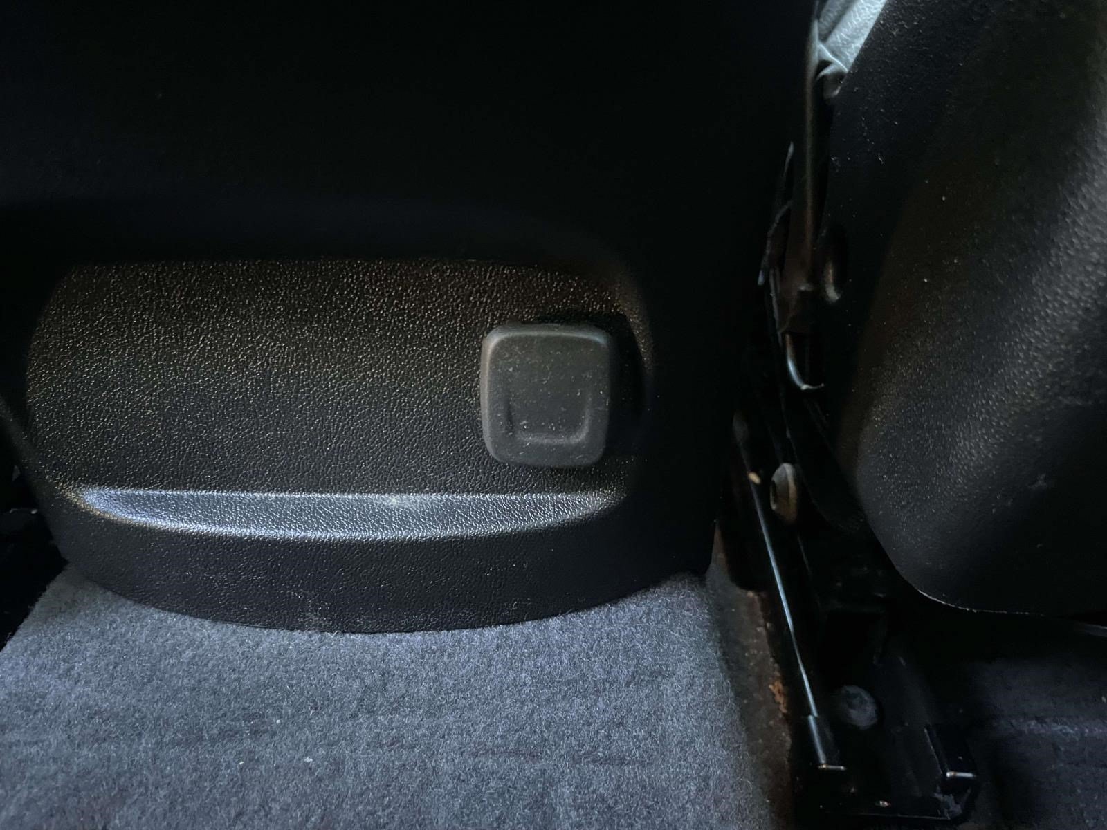 Used 2023 Chevrolet Malibu LT FWD image 11