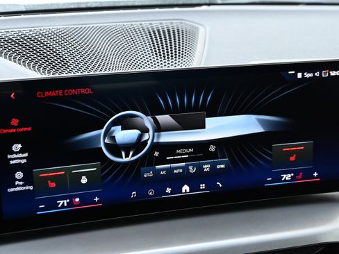 Certified 2025 BMW M240i Coupe image 17