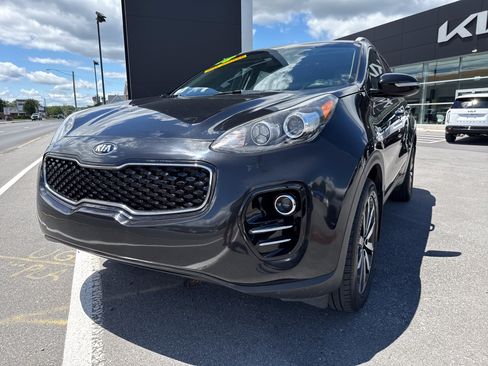 Used 2018 Kia Sportage EX AWD/4WD image 11