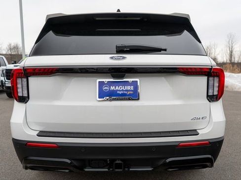 New 2026 Ford Explorer ST-Line w/ ST-Line Street Pack AWD/4WD image 6