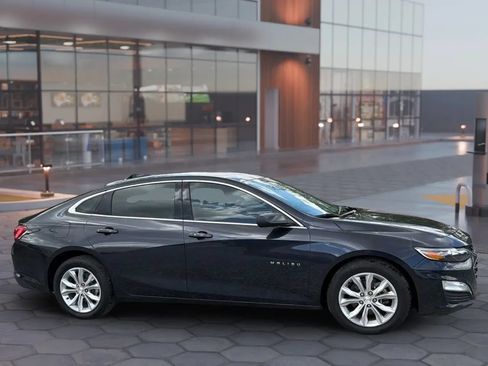 Used 2023 Chevrolet Malibu LT FWD image 15