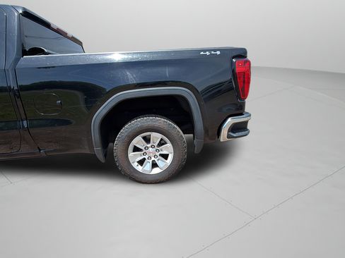 Used 2019 GMC Sierra 1500 SLE w/ SLE Value Package AWD/4WD image 32