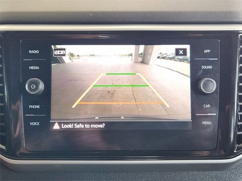 Used 2022 Volkswagen Atlas Cross Sport SE image 17