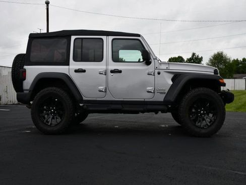 Used 2019 Jeep Wrangler Unlimited Sport S AWD/4WD image 8