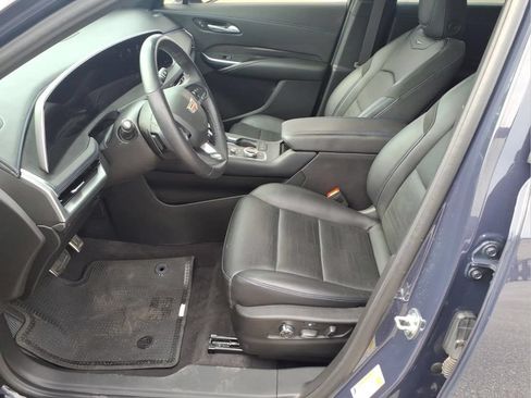 Used 2024 Cadillac XT4 Sport AWD/4WD image 10