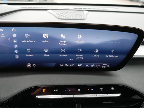 Used 2025 Buick Enclave Preferred image 30