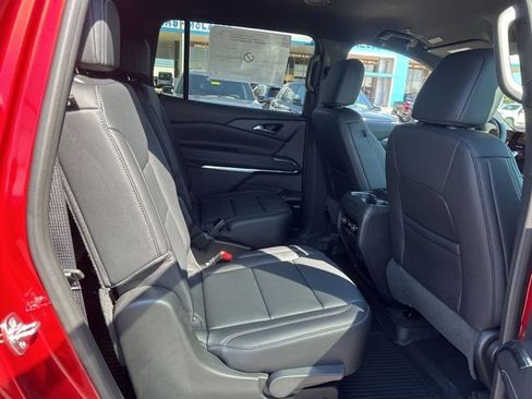 New 2026 Chevrolet Traverse LT w/ Enhanced Driving Package image 32