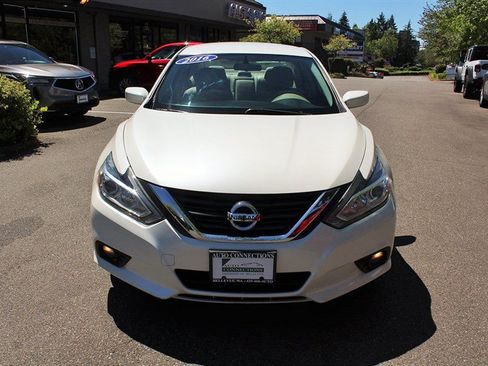Used 2016 Nissan Altima 2.5 SV FWD image 7