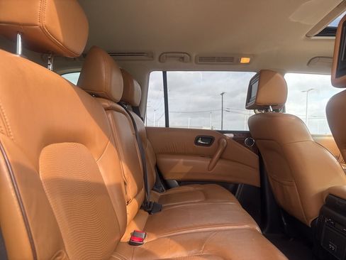 Used 2017 Nissan Armada Platinum image 31