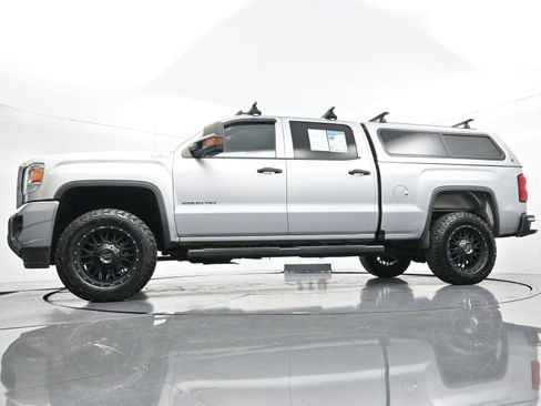 Used 2019 GMC Sierra 2500 4x4 Crew Cab w/ Sierra Convenience Package image 42