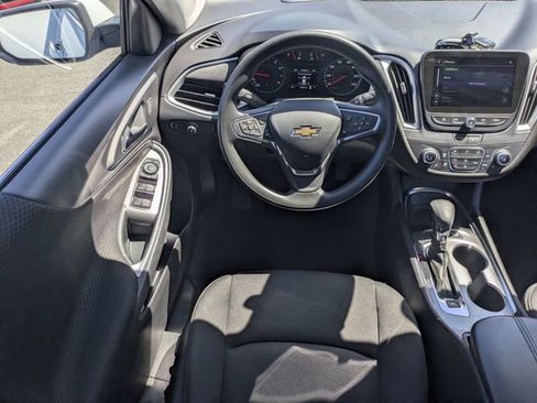 Used 2024 Chevrolet Malibu LT image 15