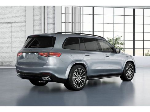 New 2025 Mercedes-Benz GLS 580 4MATIC image 21