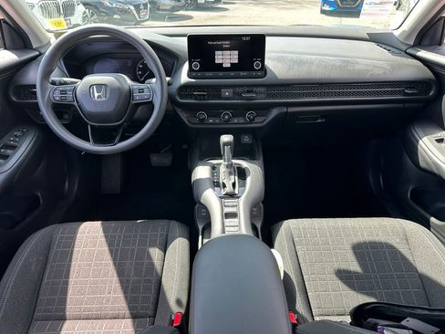 Used 2024 Honda HR-V LX image 13