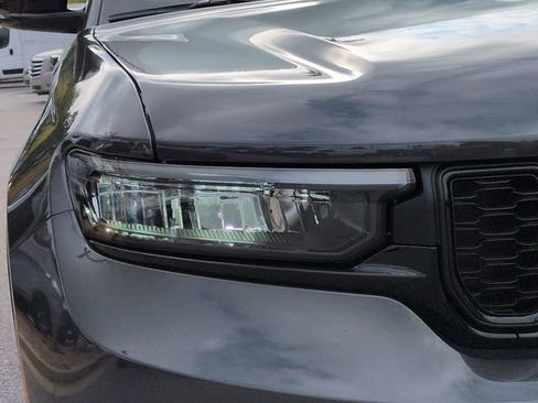 New 2025 Jeep Grand Cherokee L Limited w/ Luxury Tech Group II RWD image 9