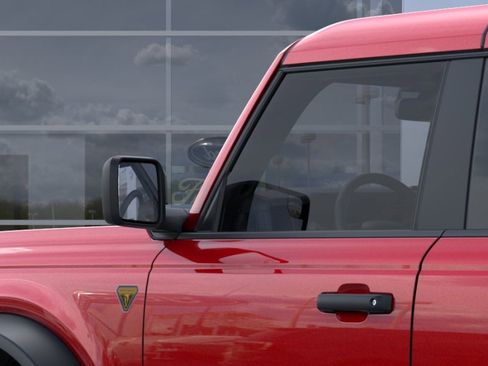 New 2025 Ford Bronco Badlands w/ Sasquatch Package AWD/4WD image 25