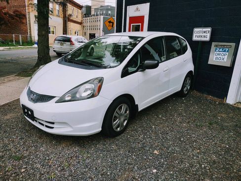 Used 2009 Honda Fit image 1