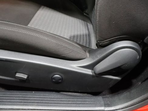 Used 2022 Dodge Challenger GT image 12