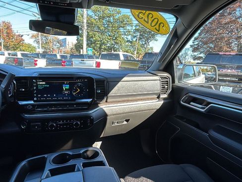 Certified 2025 Chevrolet Silverado 1500 LT image 27