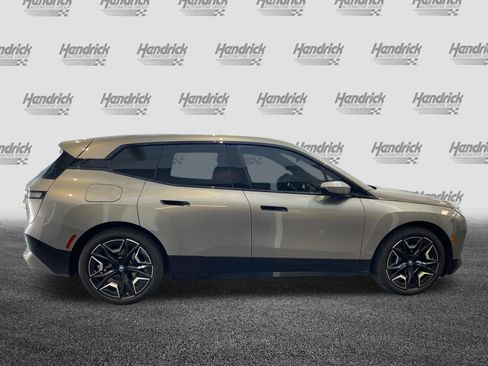 Used 2023 BMW iX xDrive50 w/ Premium Package image 11