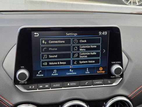 Used 2025 Nissan Sentra SR FWD image 7