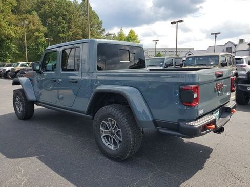 New 2025 Jeep Gladiator Mojave image 4