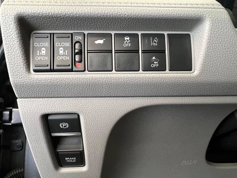 Used 2019 Honda Odyssey EX-L image 22