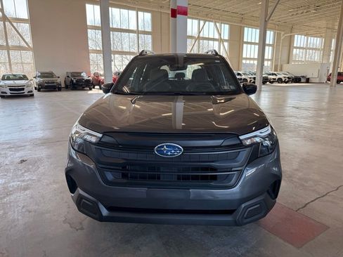 Used 2025 Subaru Forester w/ Convenience Package #1 AWD/4WD image 8