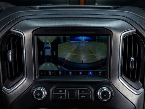 Used 2021 GMC Sierra 2500 Denali w/ Denali Ultimate Package image 25