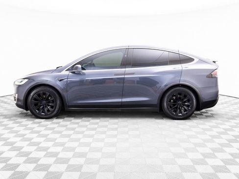 Used 2018 Tesla Model X 100D image 2