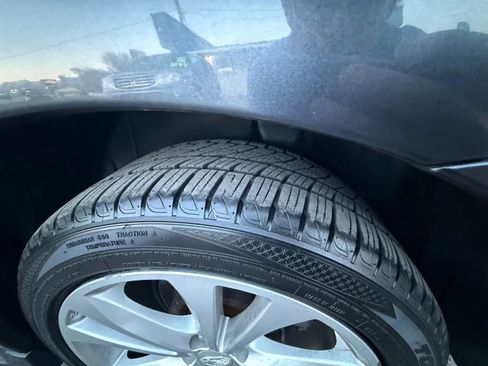 Used 2013 Subaru Legacy 2.5i Premium image 21