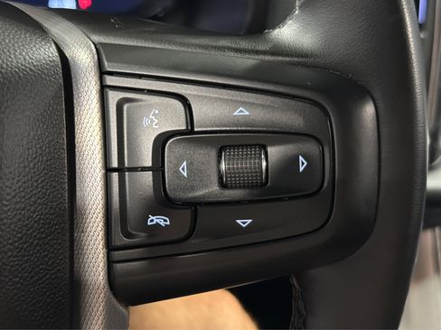Used 2023 GMC Yukon XL Denali AWD/4WD image 26